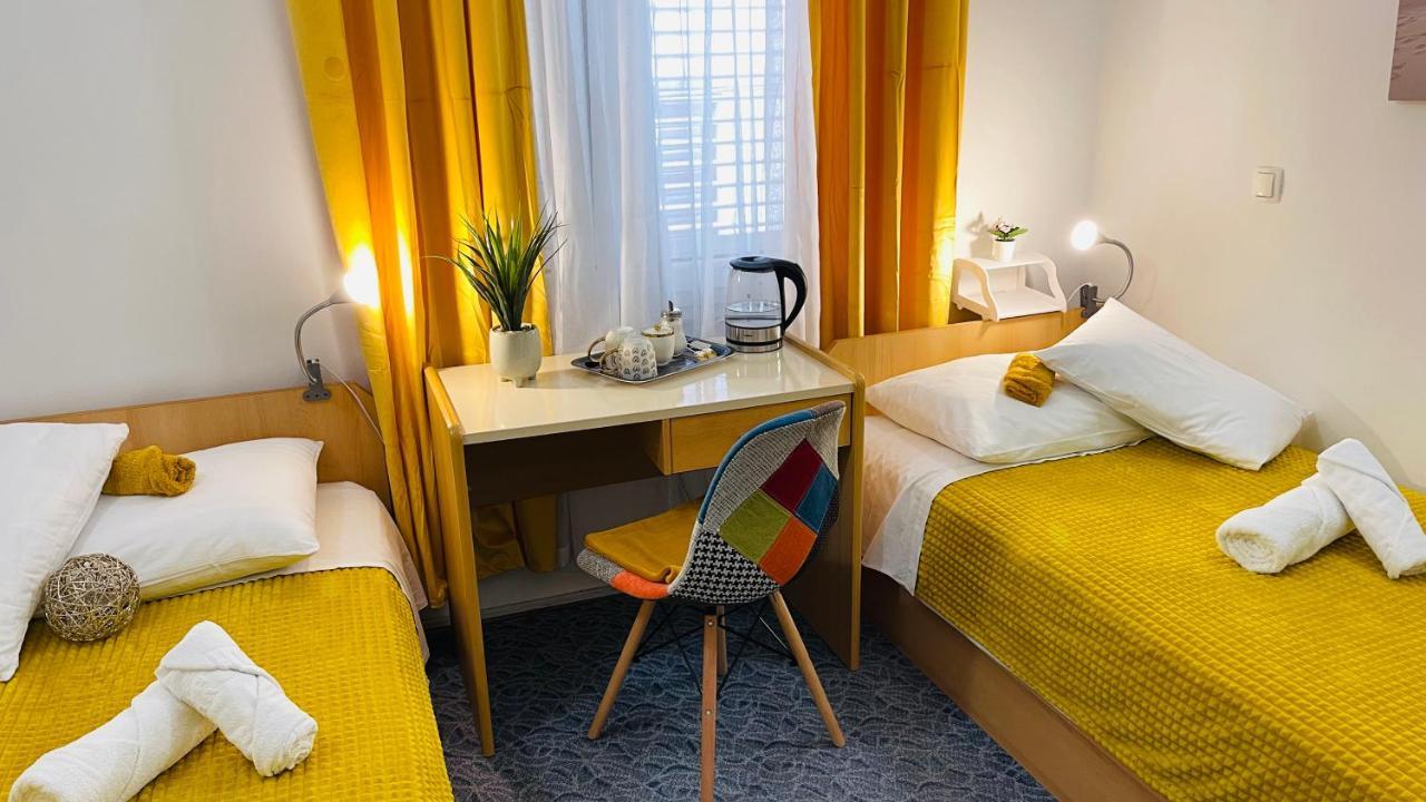Apartmens And Rooms Madunic V Split Exteriör bild