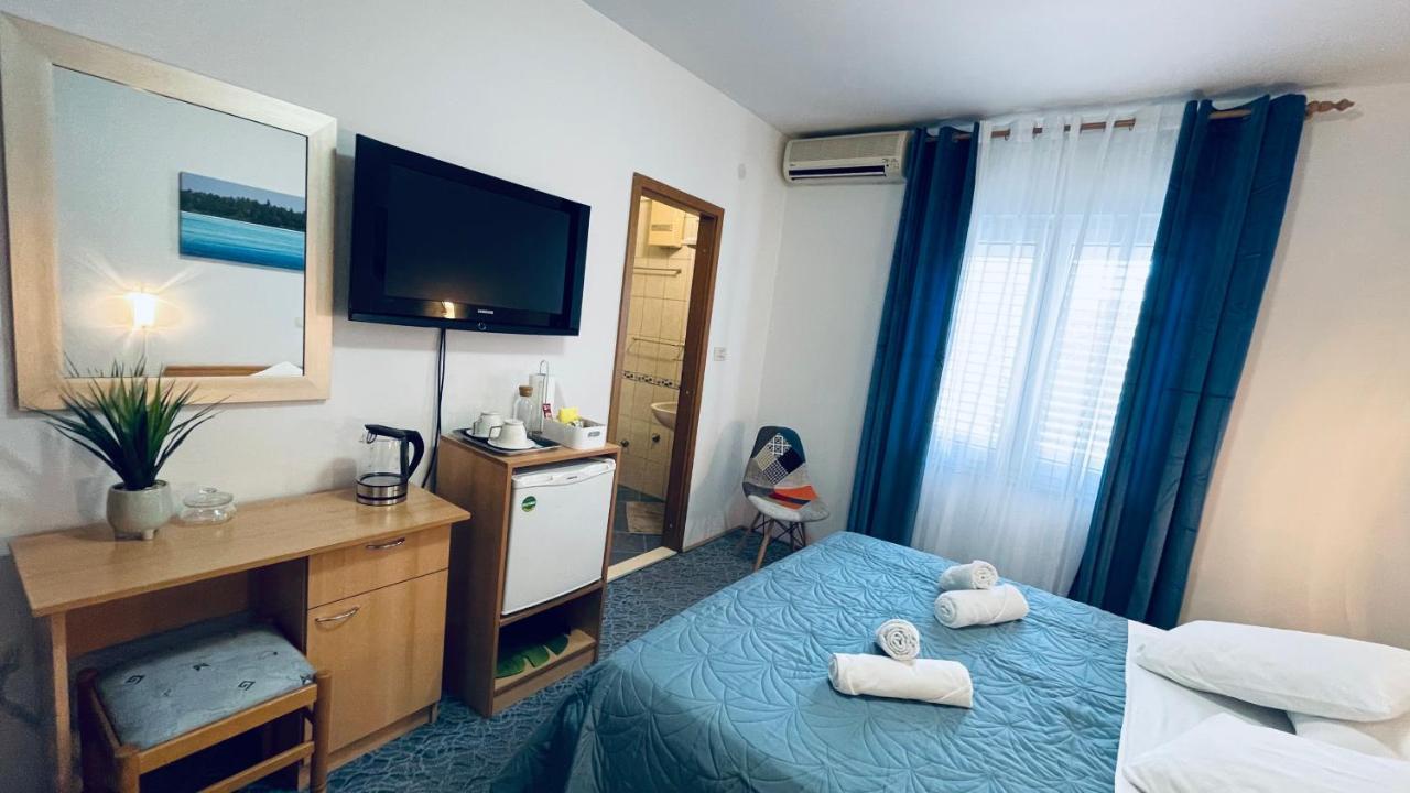 Apartmens And Rooms Madunic V Split Exteriör bild
